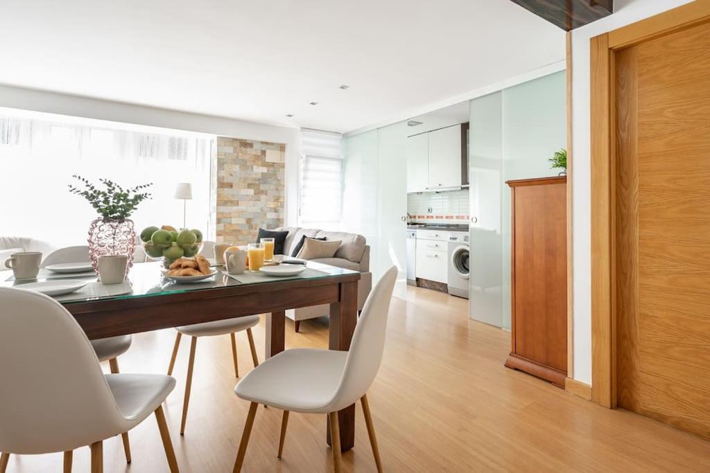 Apartment Escalera 12 *